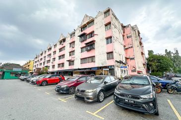 (LOWCOST) Flat Taman Samudra Batu Caves