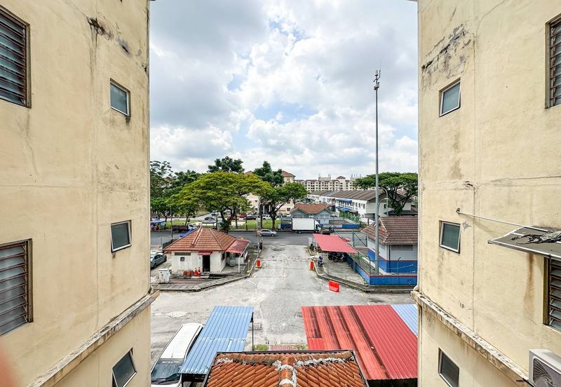 (FLEXIBLE DEPOSIT) Pangsapuri Flora ll U5 Subang Bestari 