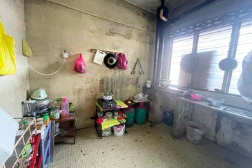 (NEAR LRT) FLAT PKNS Kampung Baru, Kuala Lumpur