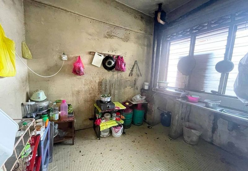 (NEAR LRT) FLAT PKNS Kampung Baru, Kuala Lumpur