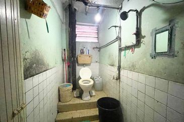 (NEAR LRT) FLAT PKNS Kampung Baru, Kuala Lumpur