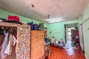 (NEAR LRT) FLAT PKNS Kampung Baru, Kuala Lumpur