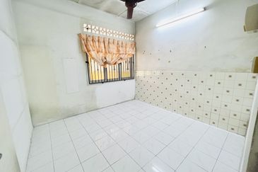 (FACING OPEN) Single Storey Terrace Taman Marida, Fasa 2, Senawang