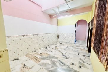 (FACING OPEN) Single Storey Terrace Taman Marida, Fasa 2, Senawang