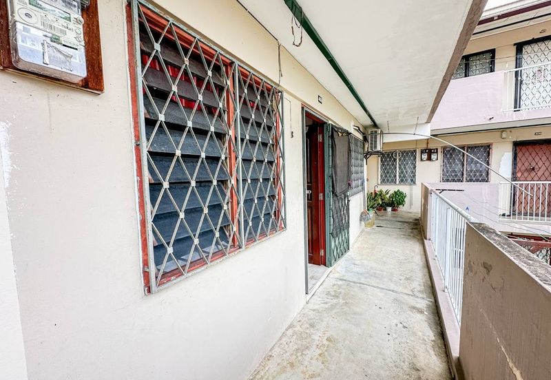 (WELL CONDITION) Flat Seksyen 4, Wangsa Maju Kuala Lumpur