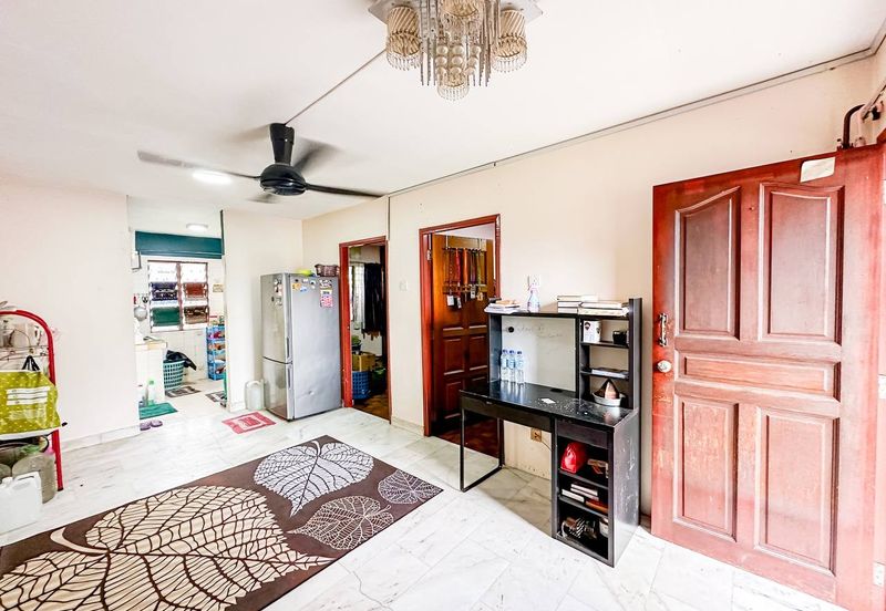 (WELL CONDITION) Flat Seksyen 4, Wangsa Maju Kuala Lumpur