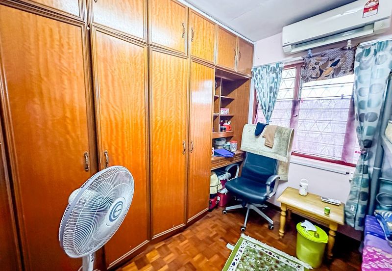 (WELL CONDITION) Flat Seksyen 4, Wangsa Maju Kuala Lumpur
