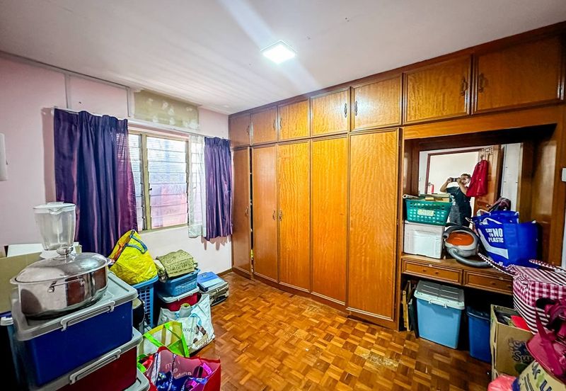(WELL CONDITION) Flat Seksyen 4, Wangsa Maju Kuala Lumpur