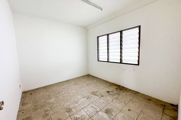 (GOOD INVESTMENT) Pangsapuri Baiduri Bandar Tasik Kesuma Semenyih