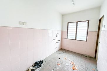 (GOOD INVESTMENT) Pangsapuri Baiduri Bandar Tasik Kesuma Semenyih