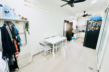 (RENOVATED) Endlot 2 Storey Terrace Ceri 3 @ Bandar Hillpark Puncak Alam 