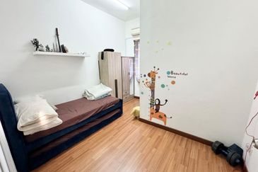 (RENOVATED) Endlot 2 Storey Terrace Ceri 3 @ Bandar Hillpark Puncak Alam 