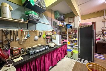 (GOOD INVESTMENT) 𝐅𝐥𝐚𝐭 𝐓𝐚𝐦𝐚𝐧 𝐁𝐮𝐤𝐢𝐭 𝐌𝐞𝐰𝐚𝐡 𝐁𝐥𝐨𝐜𝐤 A, 𝐊𝐚𝐣𝐚𝐧𝐠 𝐒𝐞𝐥𝐚𝐧𝐠𝐨𝐫