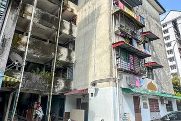 (GOOD INVESTMENT) 𝐅𝐥𝐚𝐭 𝐓𝐚𝐦𝐚𝐧 𝐁𝐮𝐤𝐢𝐭 𝐌𝐞𝐰𝐚𝐡 𝐁𝐥𝐨𝐜𝐤 A, 𝐊𝐚𝐣𝐚𝐧𝐠 𝐒𝐞𝐥𝐚𝐧𝐠𝐨𝐫