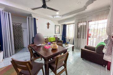 (RENOVATED) Endlot Pangsapuri Kayangan Taman Kajang Utama Kajang 