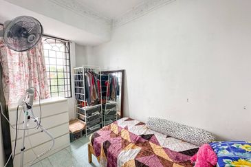 (RENOVATED) Endlot Pangsapuri Kayangan Taman Kajang Utama Kajang 