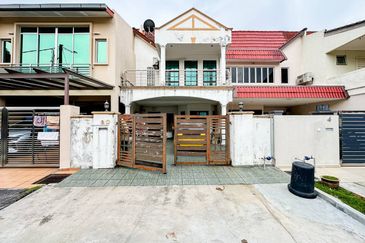 (RENOVATED) 2 Storey Terrace House Taman Cheras Indah, Cheras