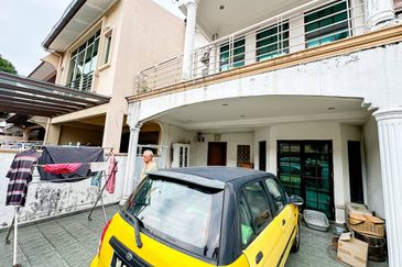 (RENOVATED) 2 Storey Terrace House Taman Cheras Indah, Cheras