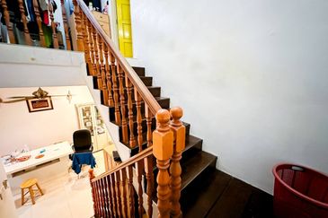 (RENOVATED) 2 Storey Terrace House Taman Cheras Indah, Cheras