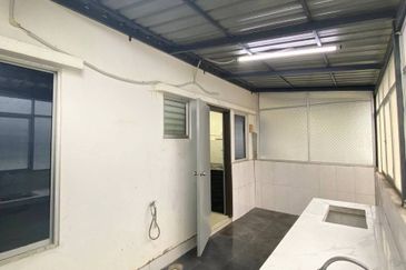 (GATED GUARDED) Renovated 2 Storey Irama Perdana LBS Alam Perdana, Puncak Alam 