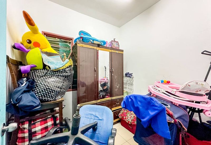 (GATED GUARDED) Laksamana Puri Condominium, Batu Caves