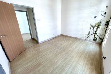 (GATED GUARDED) 2 Storey Semi-D Greenhill Residence Seksyen U10 Shah Alam