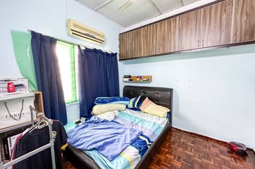 (FREEHOLD) Corner Lot 2 Storey Terrace USJ 6 Subang Jaya