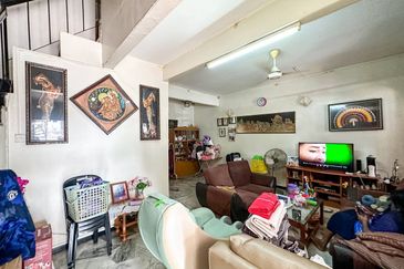 (FREEHOLD) Corner Lot 2 Storey Terrace USJ 6 Subang Jaya