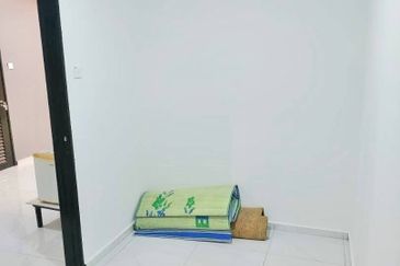 (FREEHOLD) 2 Storey Terrace Taman Seri Mahkota Aman, Kuantan, Pahang