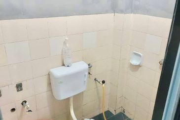 (FREEHOLD) 2 Storey Terrace Taman Seri Mahkota Aman, Kuantan, Pahang