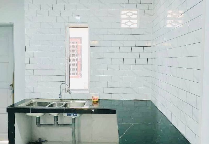 (FREEHOLD) 2 Storey Terrace Taman Seri Mahkota Aman, Kuantan, Pahang