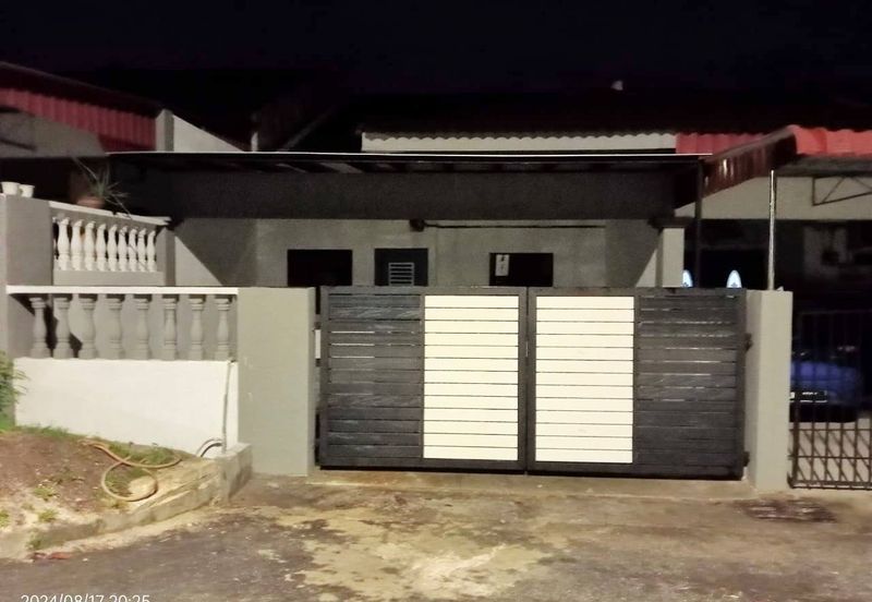(FULLY REFURBISHED) Single Storey Jalan Mekar, Ayer Hitam, Johor