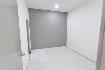 (FULLY REFURBISHED) Single Storey Jalan Mekar, Ayer Hitam, Johor