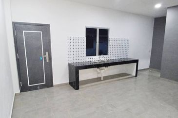 (FULLY REFURBISHED) Single Storey Jalan Mekar, Ayer Hitam, Johor