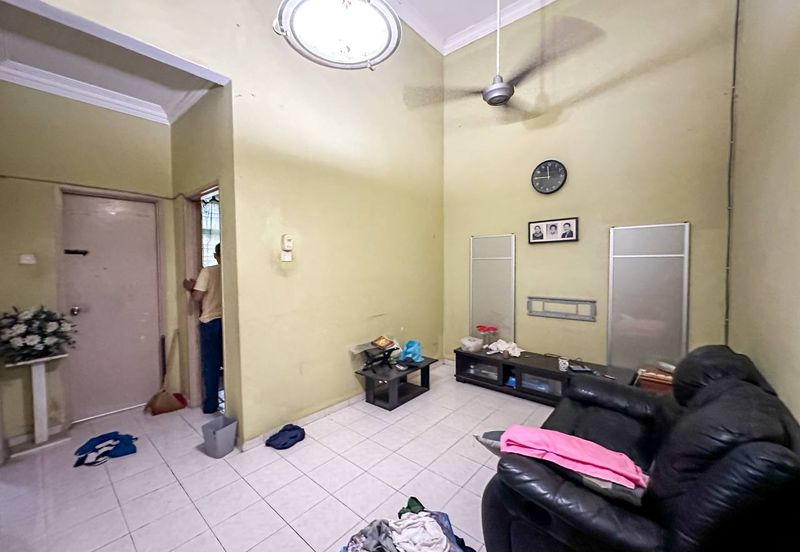 (FACING OPEN) Renovated 2 Storey Terrace @ Taman Desa Melati 3, Nilai