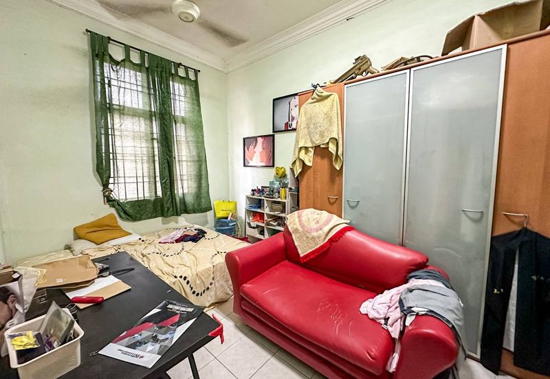 (FACING OPEN) Renovated 2 Storey Terrace @ Taman Desa Melati 3, Nilai