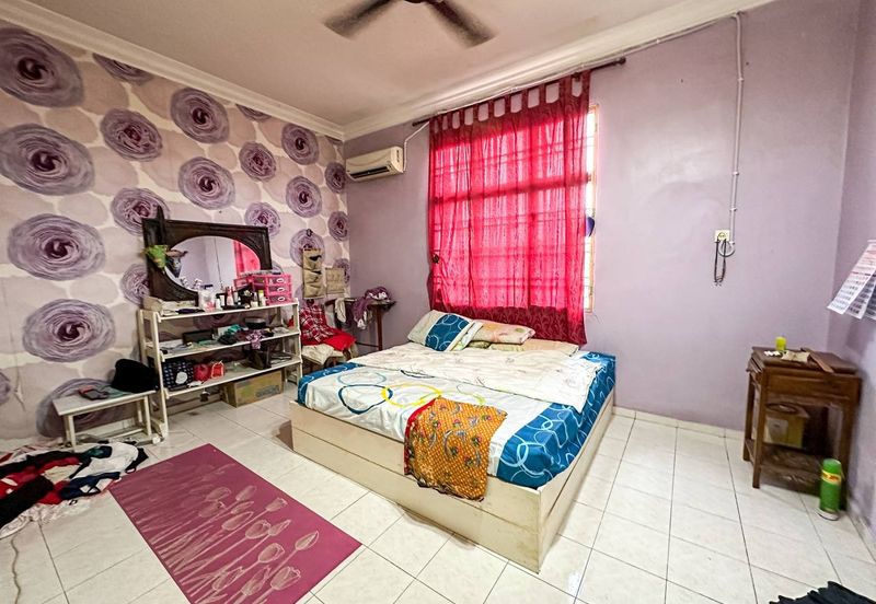 (FACING OPEN) Renovated 2 Storey Terrace @ Taman Desa Melati 3, Nilai
