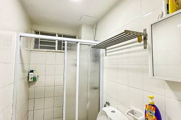 (FULLY FURNISHED) Fully Renovated Pangsapuri Seri Jati Setia Alam