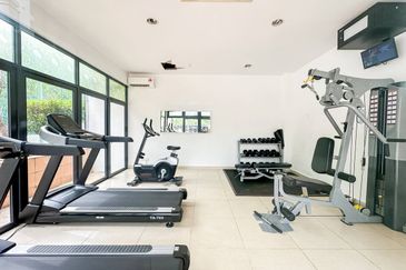 (CORNER UNIT) Renovated Gardenview Residence Condominium Cyberjaya