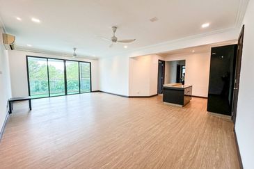 (CORNER UNIT) Renovated Gardenview Residence Condominium Cyberjaya