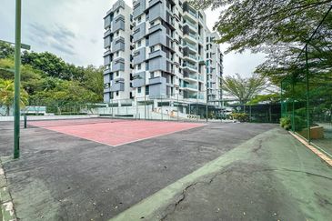 (CORNER UNIT) Renovated Gardenview Residence Condominium Cyberjaya