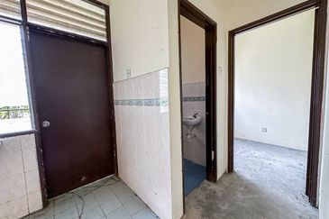 (CHEAPEST) 2 Storey Alam Perdana, Puncak Alam