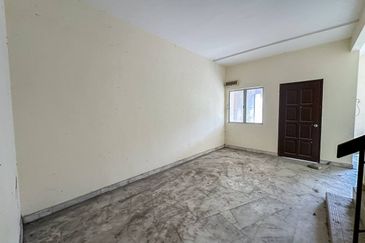 (CHEAPEST) 2 Storey Alam Perdana, Puncak Alam