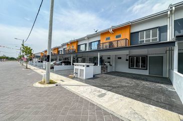 (BRAND NEW) 2 Storey Ritma Perdana Bandar Puncak Alam