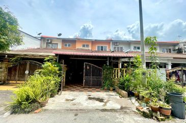 (FACING OPEN) 2 Storey Terrace Taman Garing Utama, Rawang