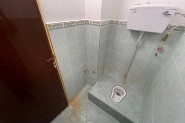 (RENOVATED) 2 Storey Terrace Taman Kinrara, Puchong