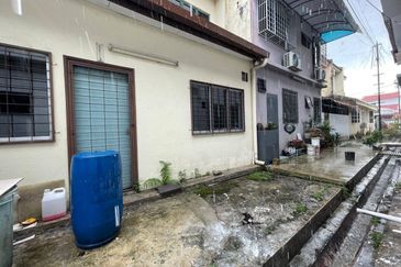 (RENOVATED) 2 Storey Terrace Taman Kinrara, Puchong