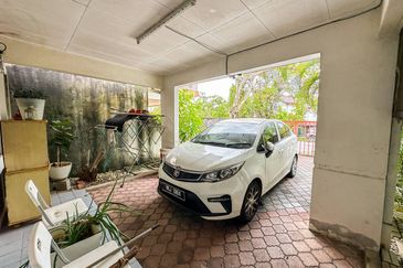 (WELL MAINTAINED) 2 Storey Terrace Taman Pinggiran USJ 1 Subang Jaya