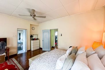 (WELL MAINTAINED) 2 Storey Terrace Taman Pinggiran USJ 1 Subang Jaya