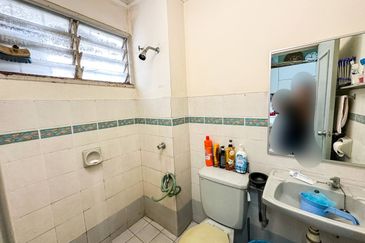 (WELL MAINTAINED) 2 Storey Terrace Taman Pinggiran USJ 1 Subang Jaya